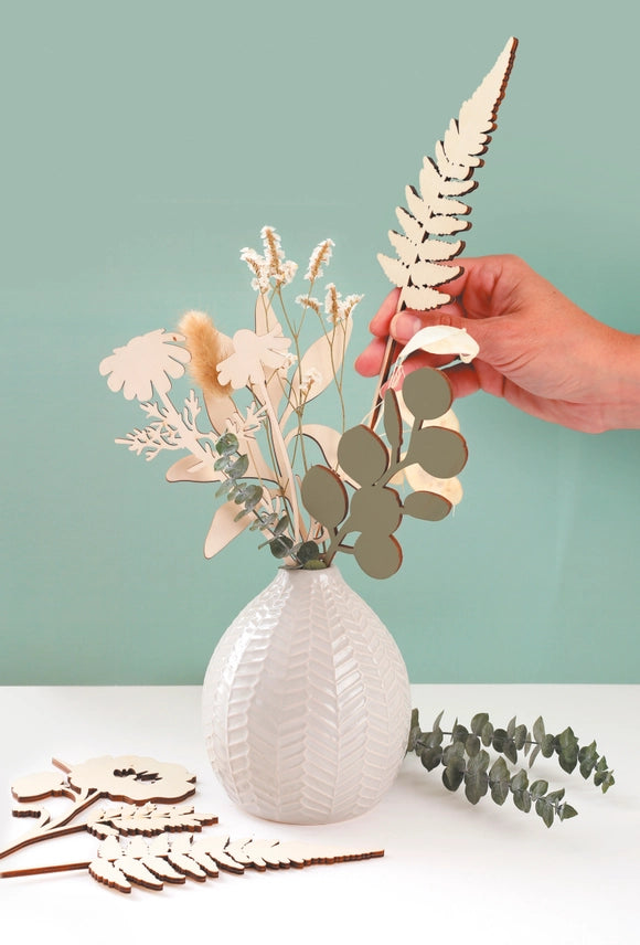 Boite 10 FLEURS EN BOIS CONTREPLAQUE