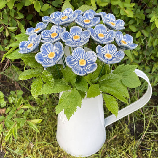 Fleurs en céramique PRUNIER