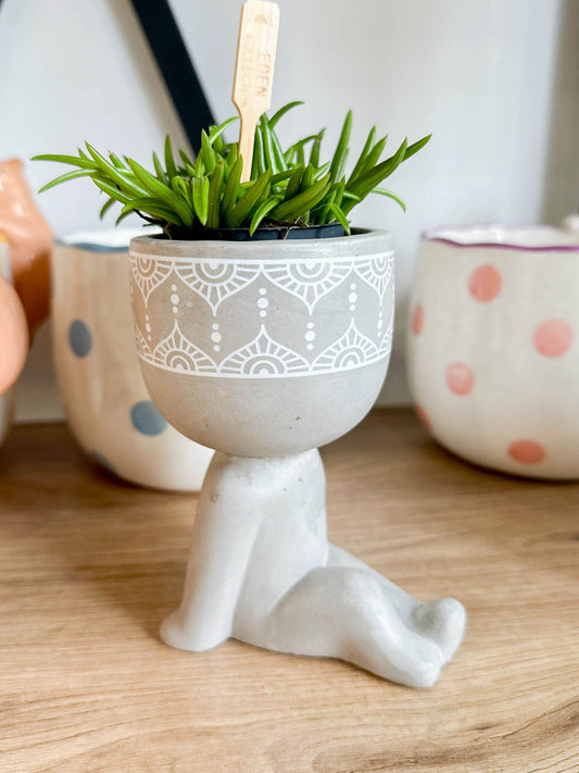 Personnage gris ASSIS